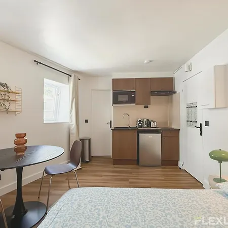 Charming 20m In 20 With Shared Terrace * Parigi