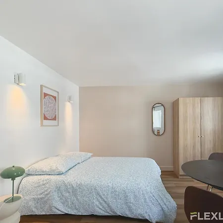 Charming 20m In 20 With Shared Terrace Appartamento